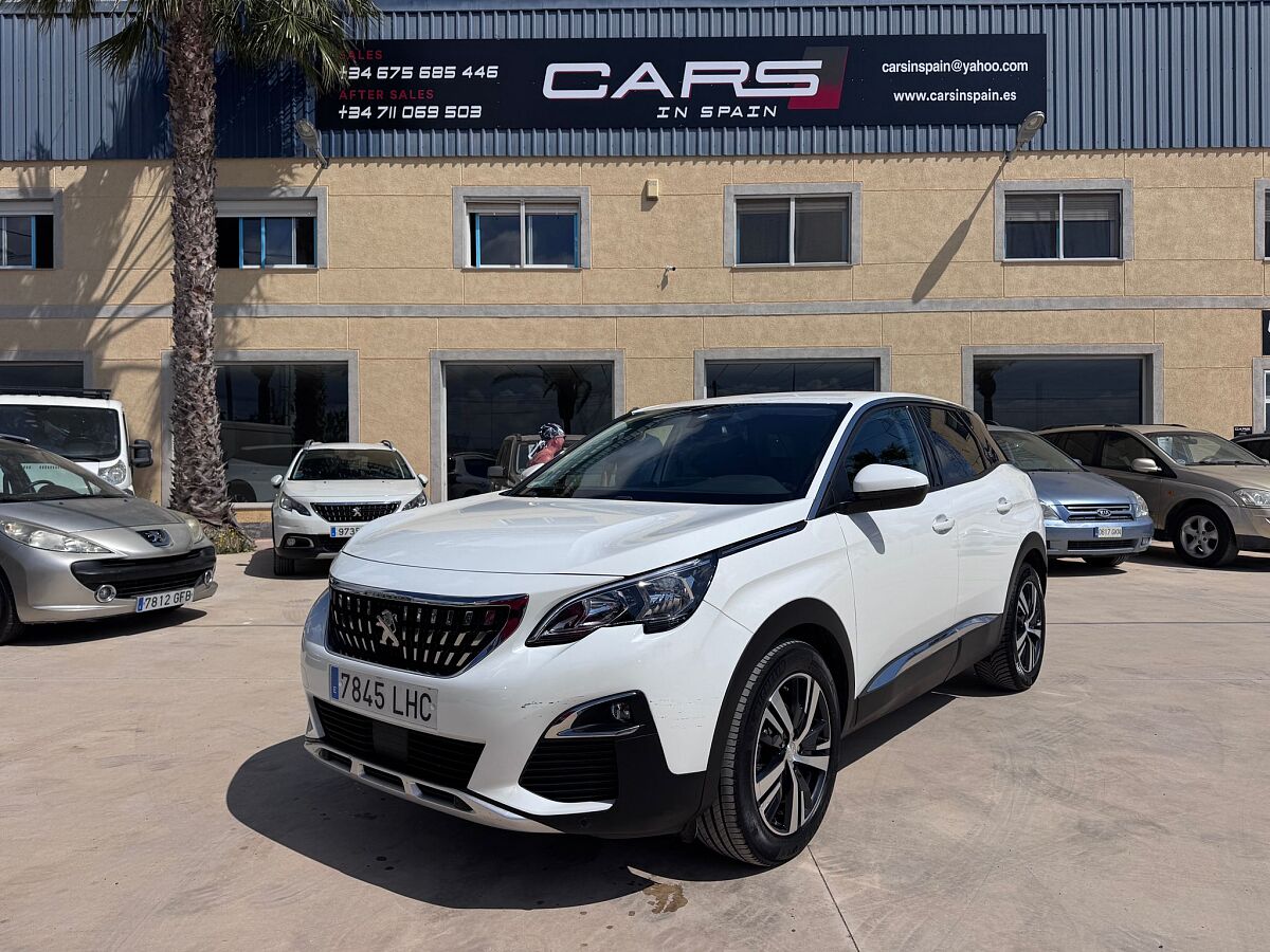 PEUGEOT 3008 ALLURE 1.2. E-THP AUTO SPANISH LHD IN SPAIN ONLY 39000 MILES 2020
